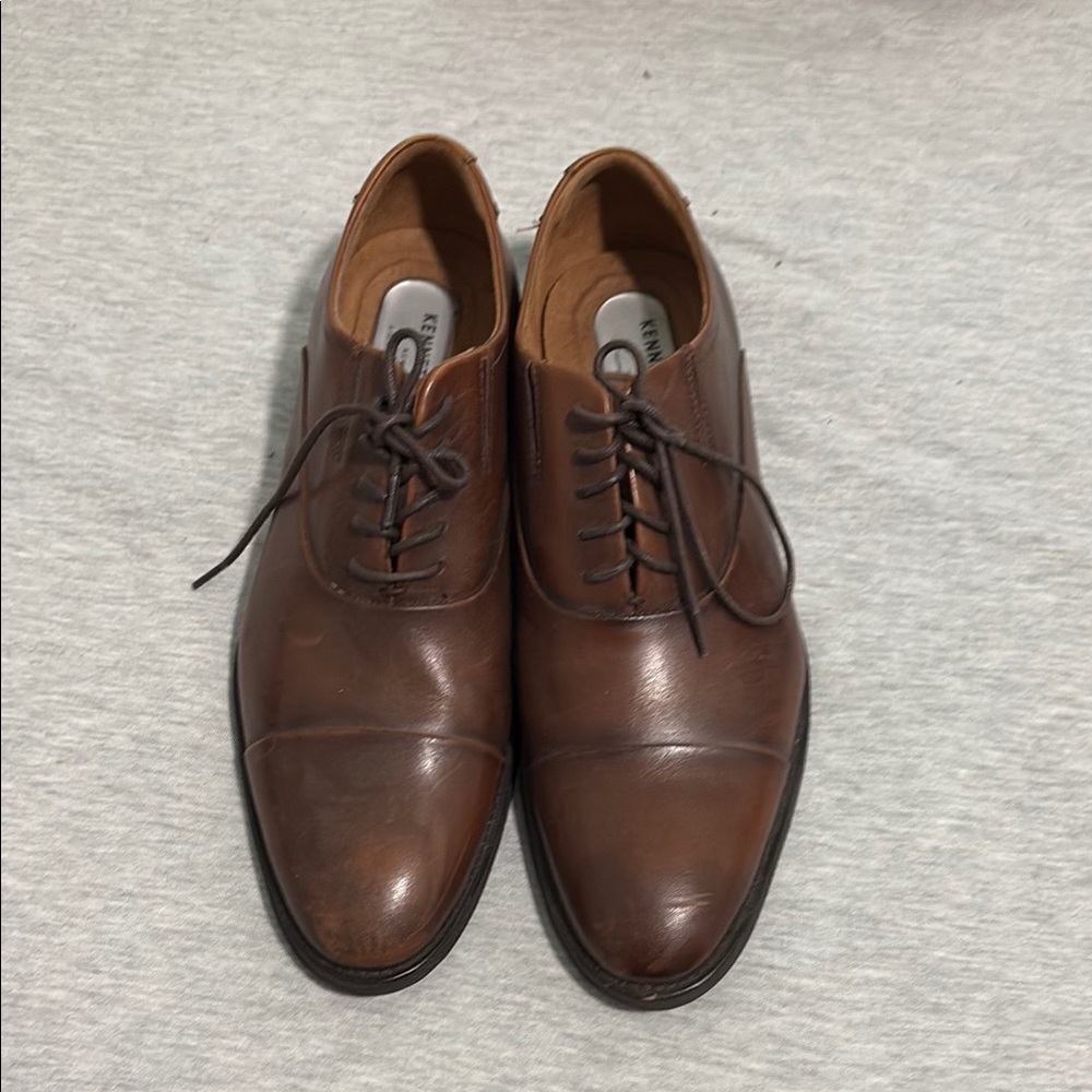 Kenneth Cole New York Brown Leather Oxfords Sleek Cap Toe